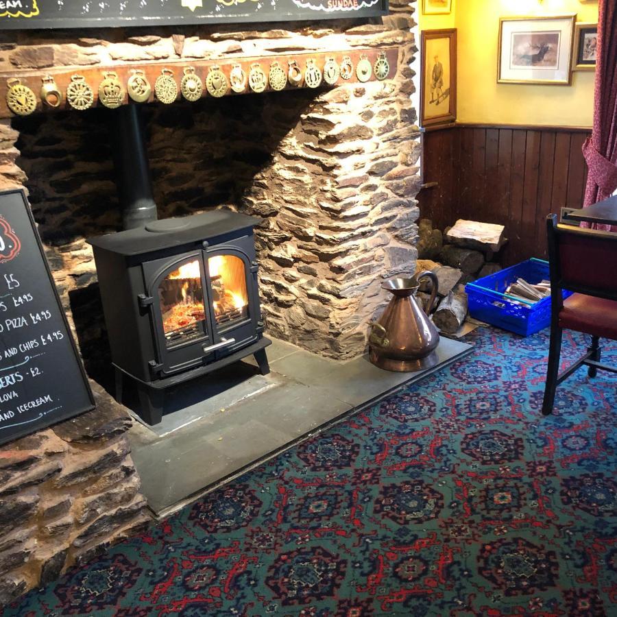 Raleghs Cross Inn Clatworthy 외부 사진
