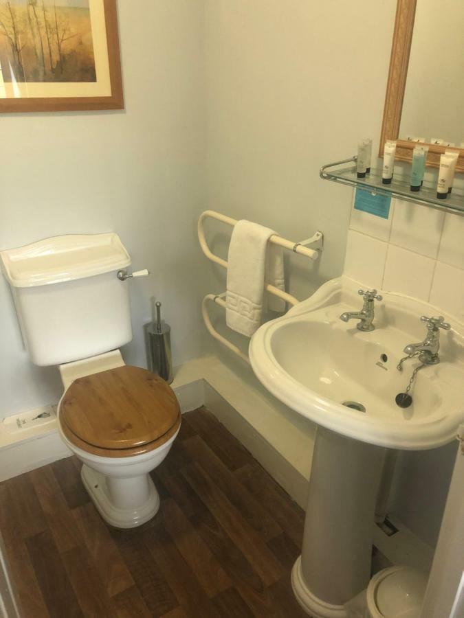 Raleghs Cross Inn Clatworthy 외부 사진
